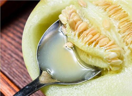 贵妃蜜瓜怎么吃,尽享夏日清凉美味 第2张 贵妃蜜瓜怎么吃,尽享夏日清凉美味 第2张