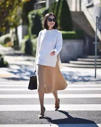 绿衣服女吃瓜,揭秘娱乐圈幕后故事  第3张